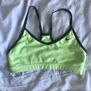3/$35 Nike Bra🔋